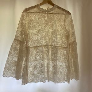 Cute White Ophelia Roe Flutter Sleeve Top - Size M